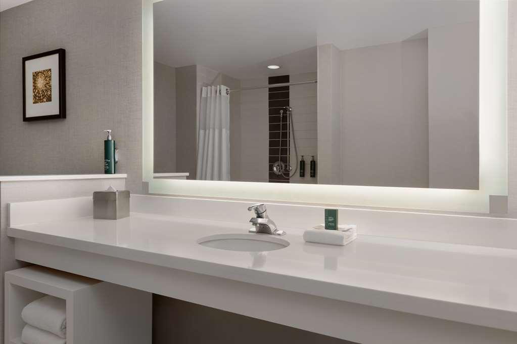 Doubletree By Hilton Vegas East Flamingo Hotel *