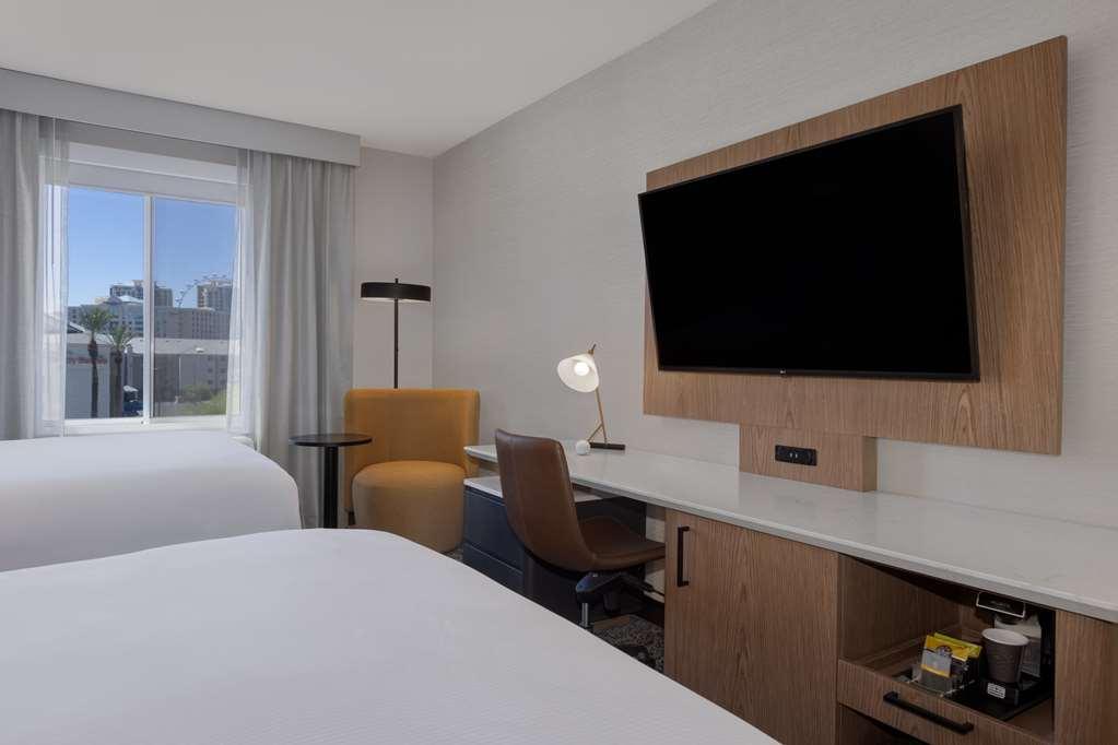 Hotel Doubletree By Hilton Vegas East Flamingo